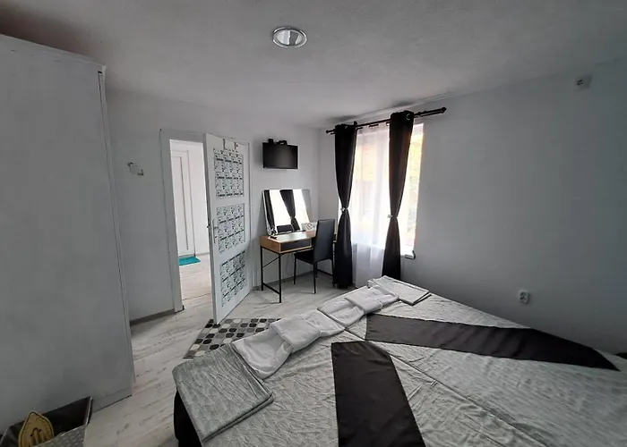 съкровище ゲストハウス パナギュリシテ